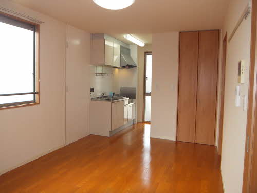 ウィスタリア 0203号-4