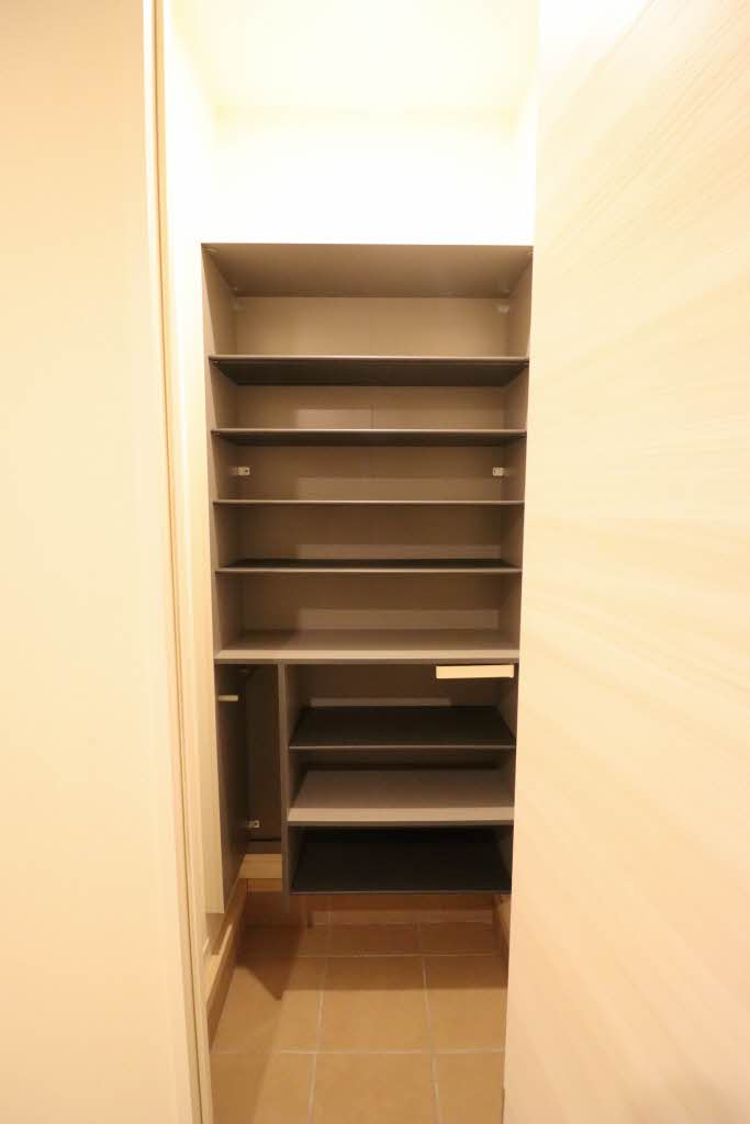 メゾン　ド　モンクール 0101号-5