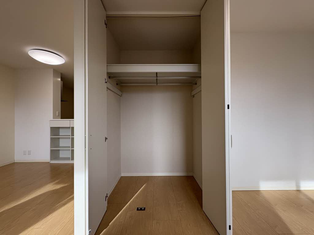 ウィングコートⅢ 3102号-8