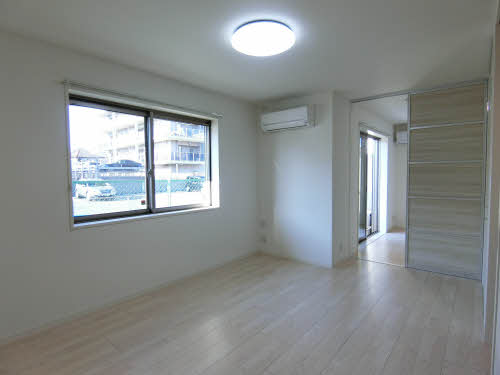 Ｖｉｌｌａｎｙ　Ｎｏｒｄ 0102号-2