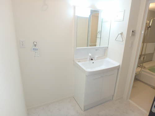 アンビエラ荻川 A303号-7