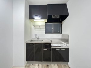 ピースハイツ B103号-3