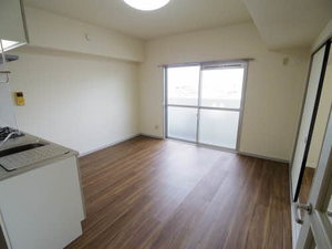 シャトル山田 0501号-2