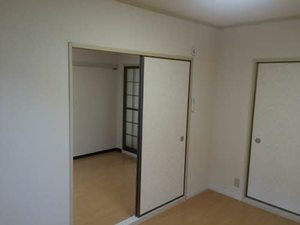 タウニー美登里 A103号-8