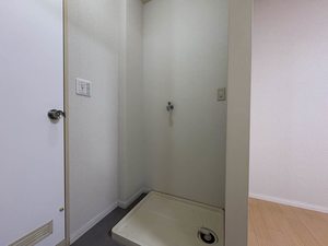 タウニー美登里 B102号-13