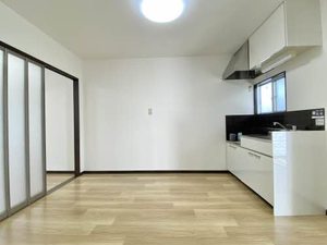 タウニー千賀 0102号-5