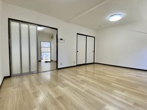 タウニー千賀 0102号-8