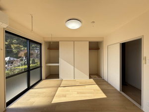 ラコリーナＢ 0105号-5