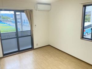 フォーレス西赤砂 B102号-2