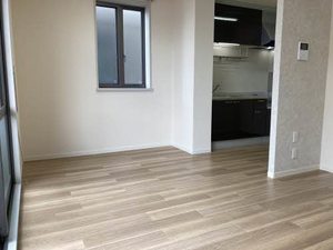 タウンコート日乃出 C102号-3