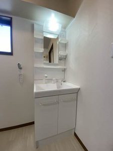 リバーサイド中島 E101号-11