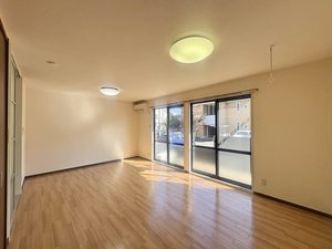 クレール東田 B101号-4