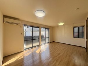 クレール東田 B101号-5