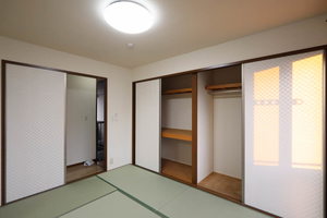 ヴァリュージュ　ハイム C202号-11