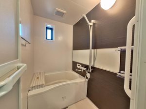 ファミーユ殿池 B201号-13