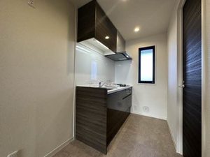 メゾン　プレミール C203号-4