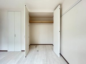 ヴェル ドミール B102号-4