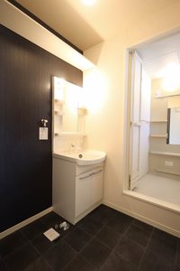 フルール中郷 A202号-6