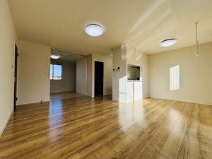 ラ　フレッサ B202号-3