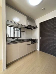 エミージュ 0102号-6