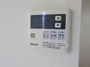 シャーメゾン秀光 0203号-8