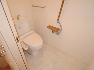 パーシモン黒屋 B202号-2