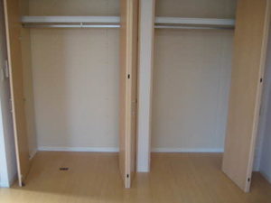 プレミール小幡 A102号-3