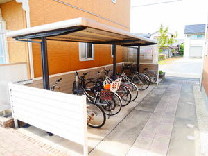 グランドコート B201号-14