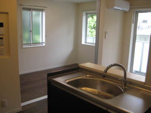 Ｎｏｒｔｈ　Ｖｉｌｌａ　芳野 0302号-2