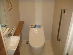 Ｎｏｒｔｈ　Ｖｉｌｌａ　芳野 0302号-8