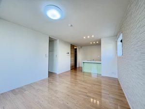 アベニール　ラフィナ 0101号-3