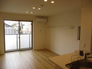 セレニティ　ヴィア 0102号-2