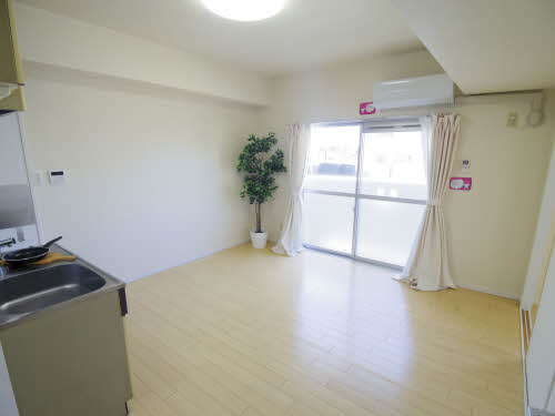 シャトル山田 0401号-2