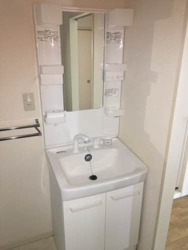 サングローバル A102号-3