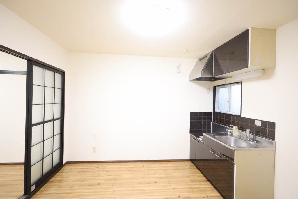 ハイツサンシャイン N105号-4