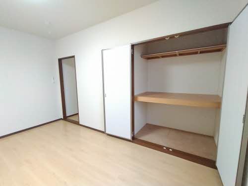 ガーデンタウン城所 C102号-6