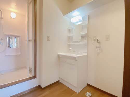 ガーデンタウン城所 C202号-5