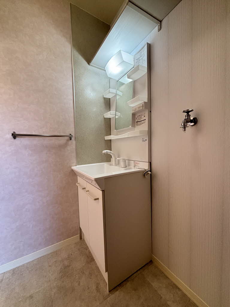 ラコリーナＢ 0105号-7