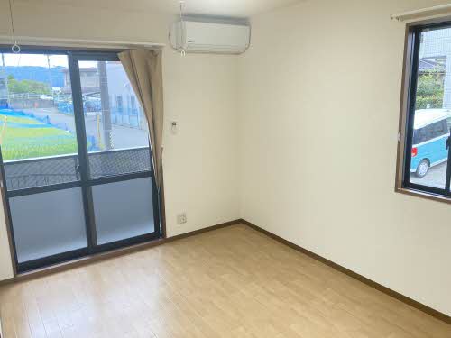 フォーレス西赤砂 B102号-2