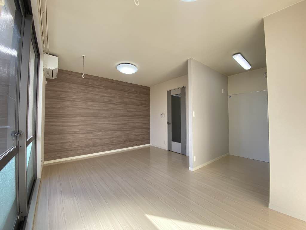 タウンコート日乃出 C101号-3