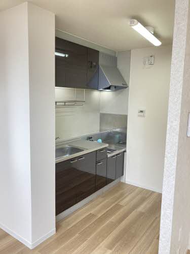 タウンコート日乃出 C102号-4