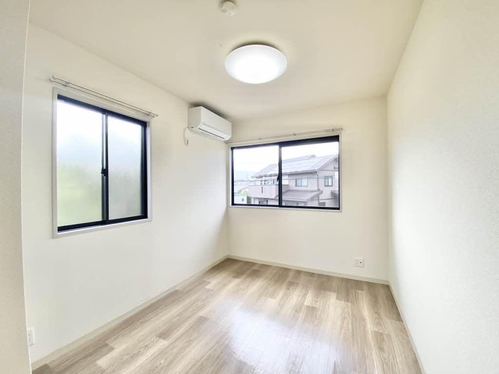 フォーレスタナベ 0202号-7