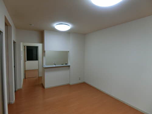 エーデルハイム A102号-3