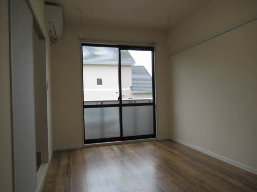 パストラル佐野 B101号-2