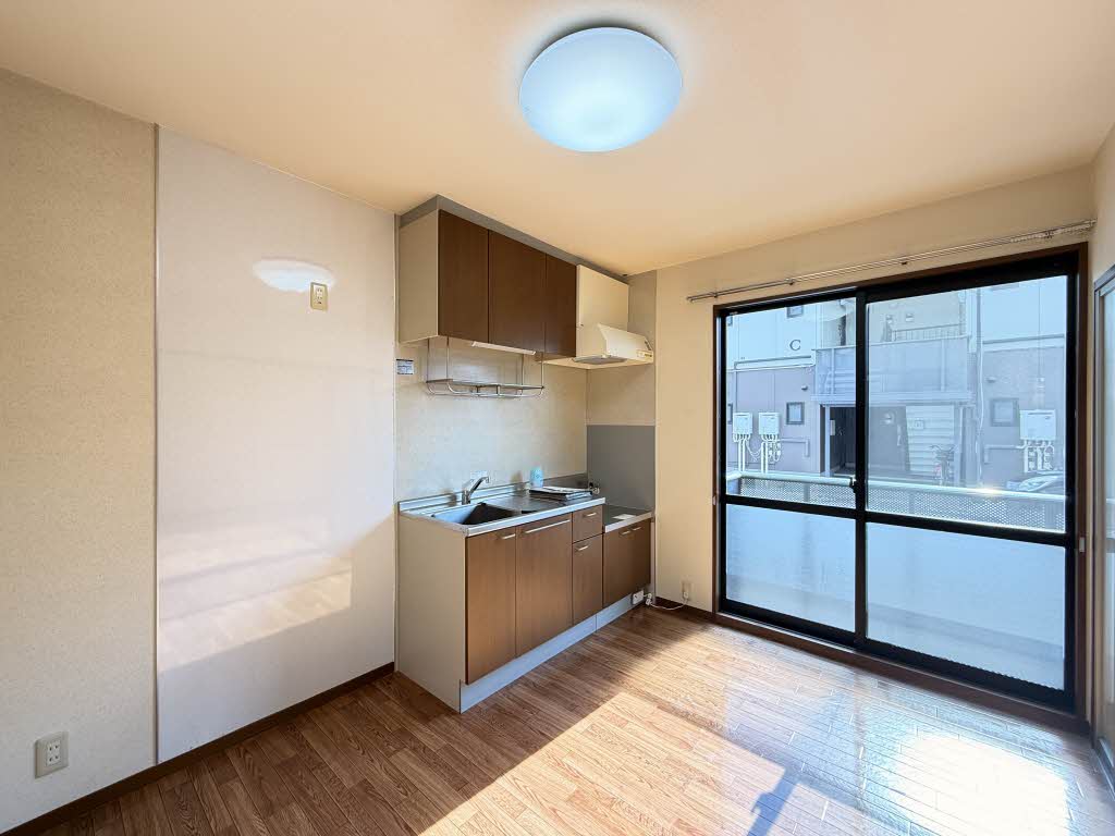 グリーンハイツ島立 B101号-3