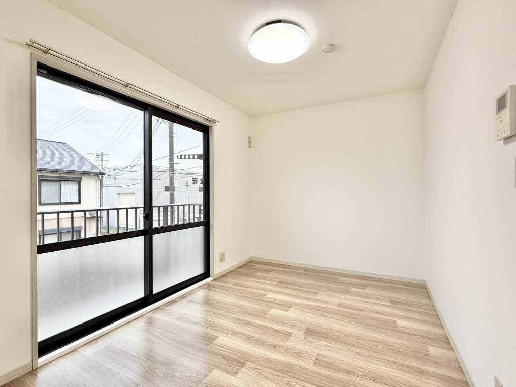 エストワール A202号-2