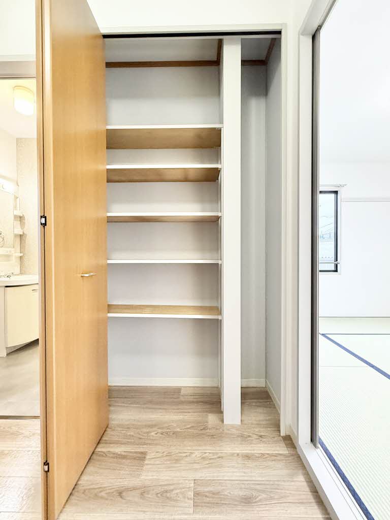 エストワール A202号-9