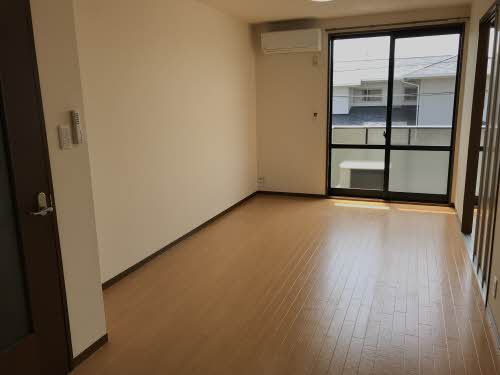 エトワール本野 D201号-2