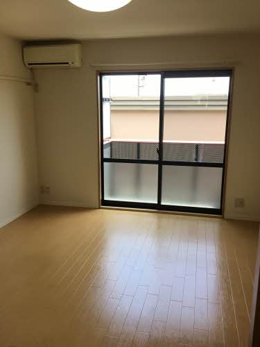 メゾンリベール A203号-2