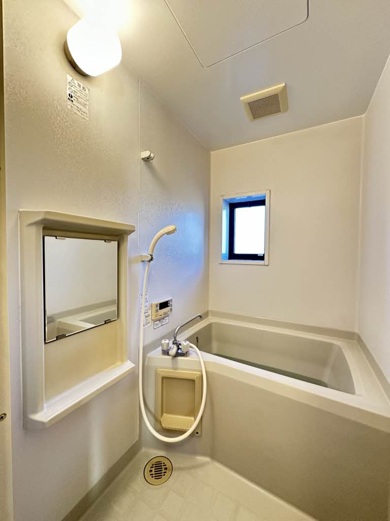 シェソワセレーノ C202号-5